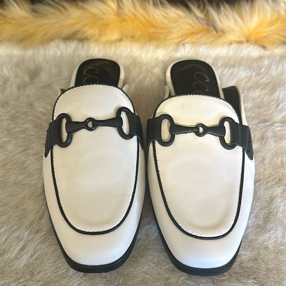 Ccocci shoes (6015B) NWOT